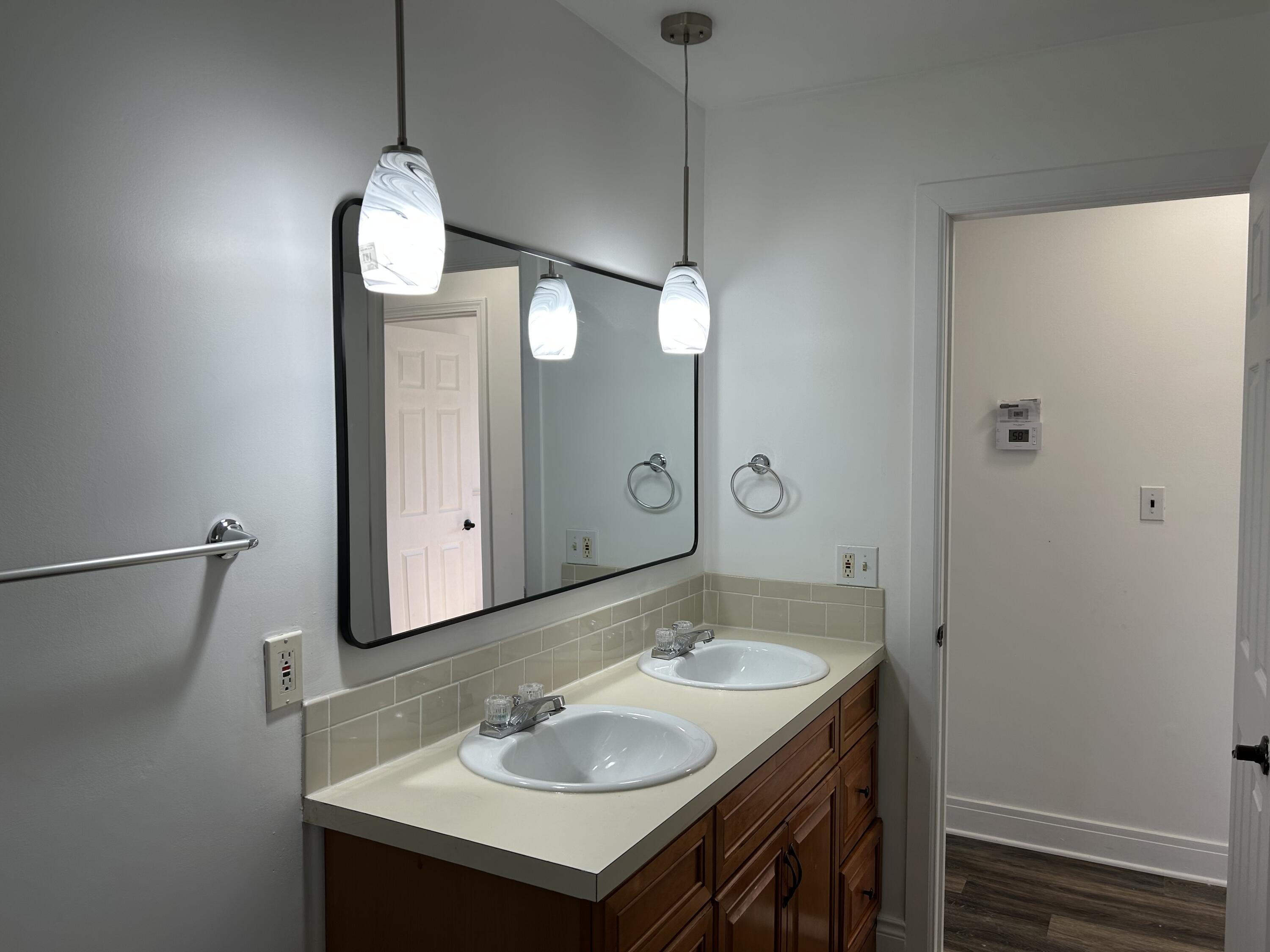 12757 De Cook Drive Sterling Heights, MI 48313 - Photo 11 of 30 IMG_6674 (1)