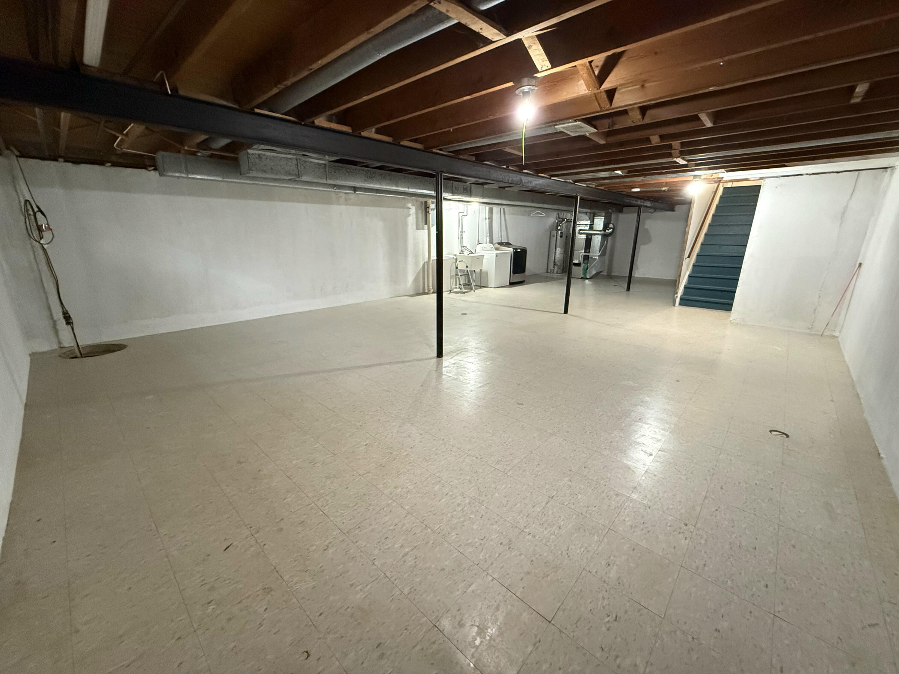 12757 De Cook Drive Sterling Heights, MI 48313 - Photo 26 of 30 IMG_7935