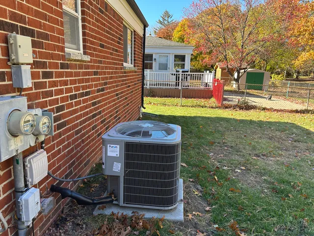 $1,800 | 12757 De Cook Drive, Sterling Heights, MI 48313