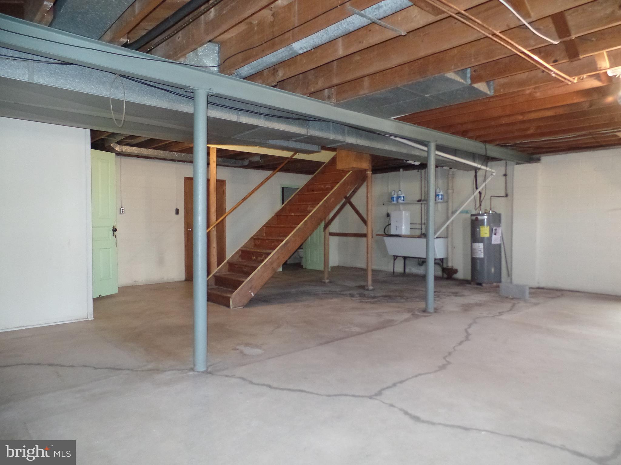 504 Lloyd Road Harrisburg, PA 17109 - Photo 14 of 29 Gallery Image 14