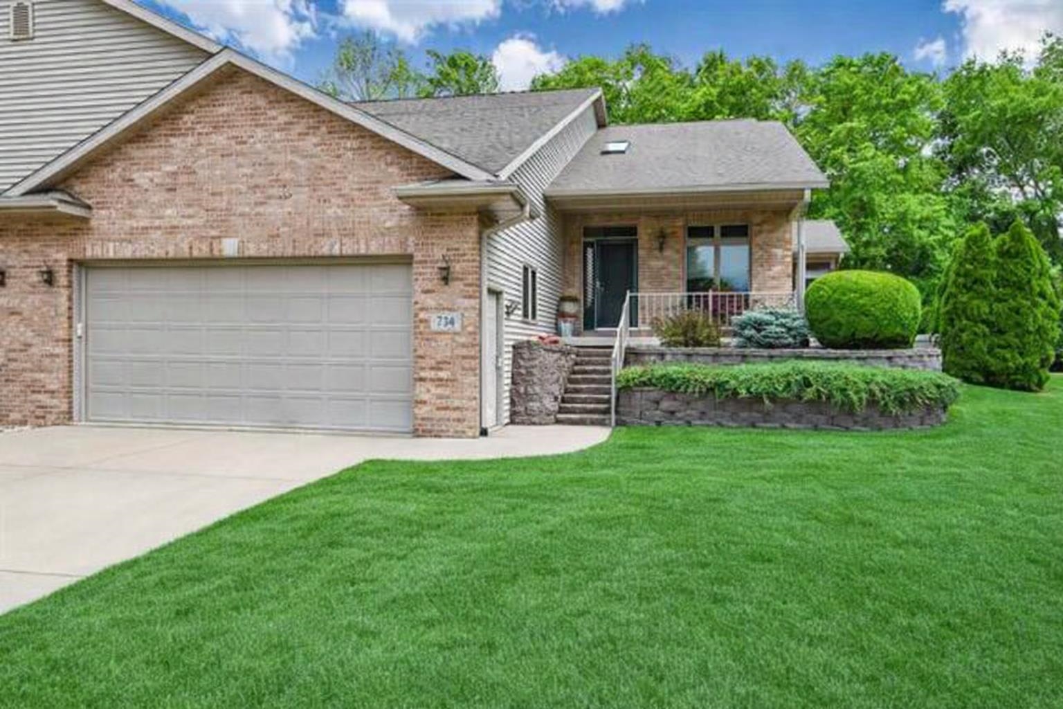 734 8th Street Prairie du Sac, WI 53578 - Photo 2 of 66