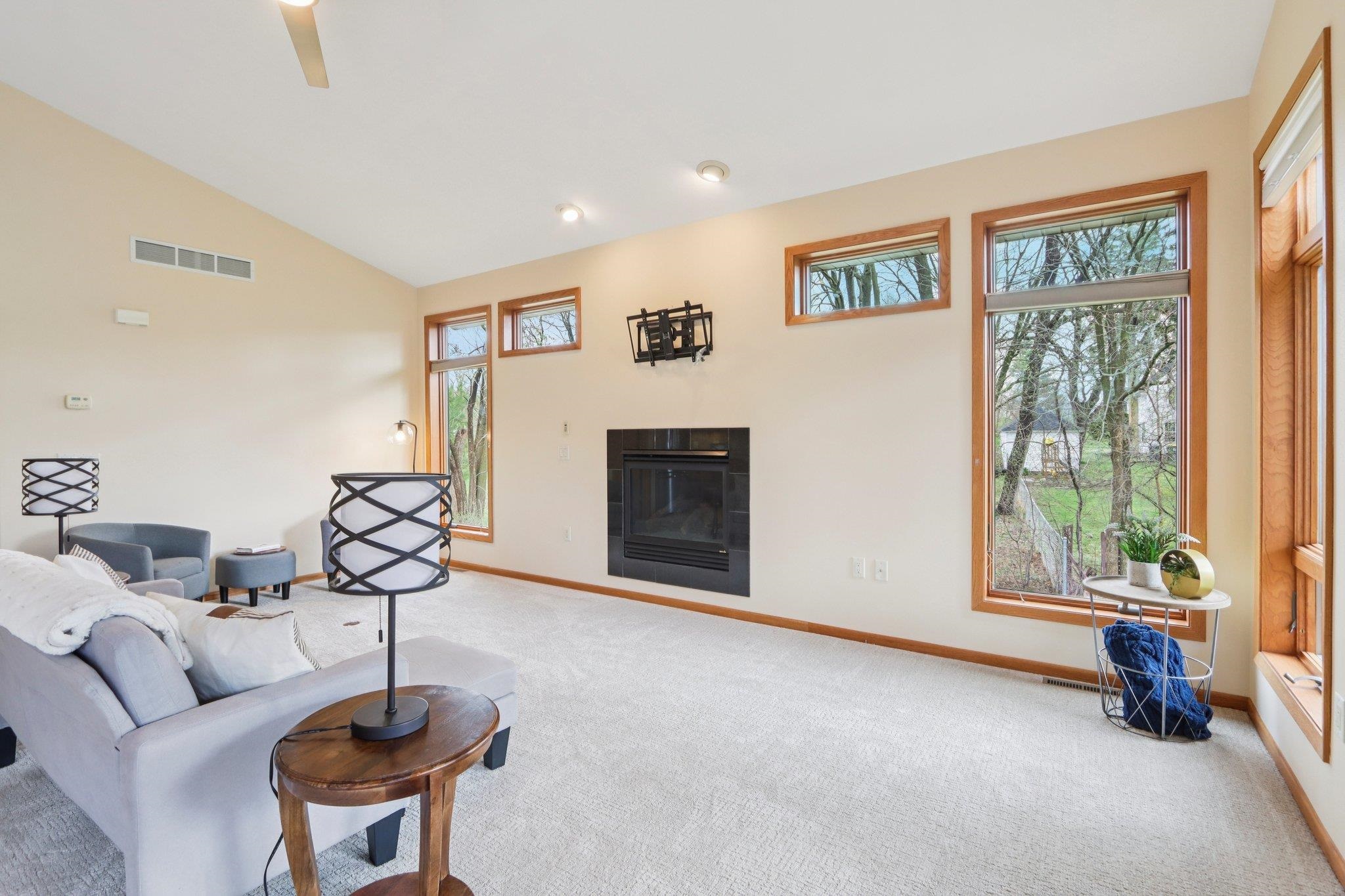 734 8th Street Prairie du Sac, WI 53578 - Photo 7 of 66