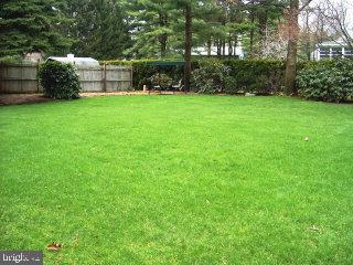 631 Valley Road Lancaster, PA 17601 - Photo 3 of 3