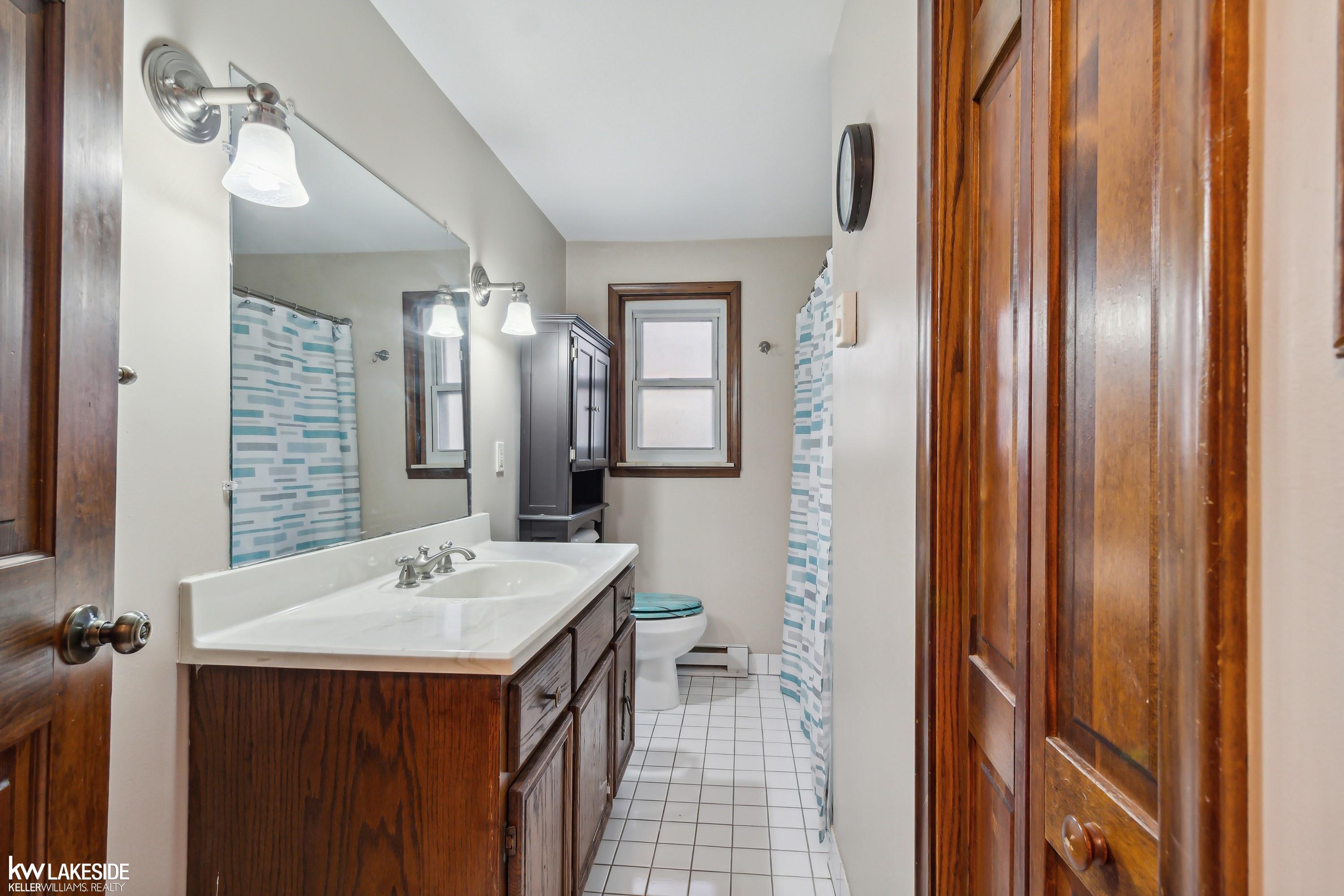 54033 Shelby Road Utica, MI 48316 - Photo 9 of 13 50132017-8B8E5690-5E29-41B7-B620-CEB3363BEC56.JPG