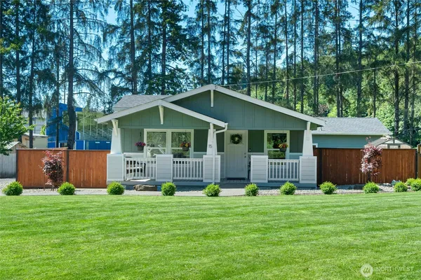 $450,000 | 15 Maple Leaf Street, Raymond, WA 98577