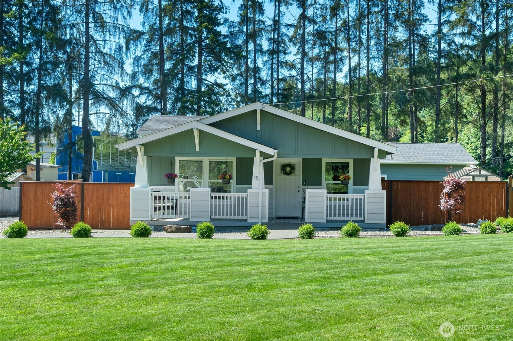 15 Maple Leaf Street Raymond, WA 98577 - Photo 1 of 38