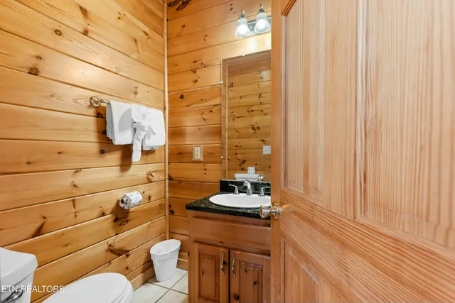 $1,480,000 | 950 Black Bear Cub Way, Sevierville, TN 37862