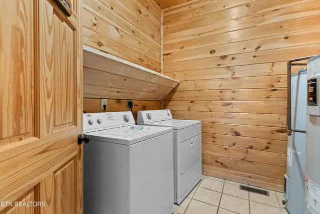 $1,480,000 | 950 Black Bear Cub Way, Sevierville, TN 37862