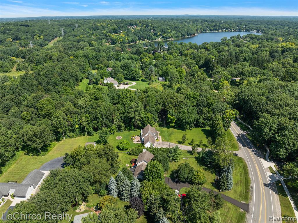 5068 Clarkston Road Clarkston, MI 48348 - Photo 31 of 31