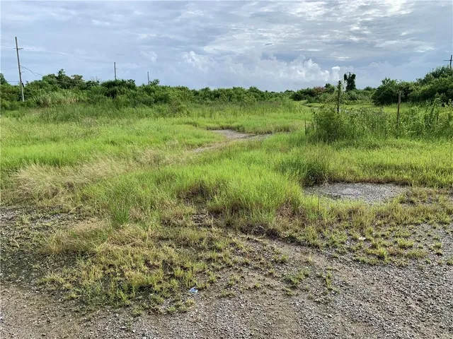 $399,000 | 41765 Hwy 23 Highway, Buras, LA 70041