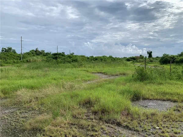 $399,000 | 41765 Hwy 23 Highway, Buras, LA 70041