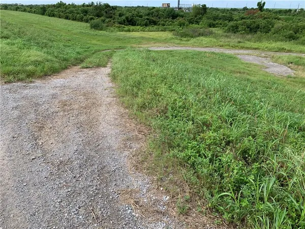 $399,000 | 41765 Hwy 23 Highway, Buras, LA 70041