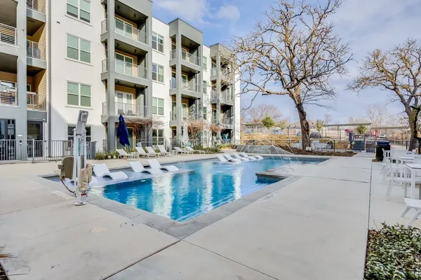 $2,200 | 4801 Springdale Road, Unit 2107, Austin, TX 78723