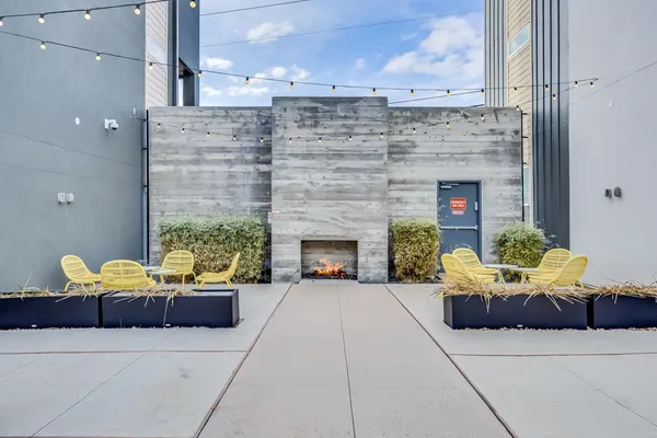 $2,200 | 4801 Springdale Road, Unit 2107, Austin, TX 78723