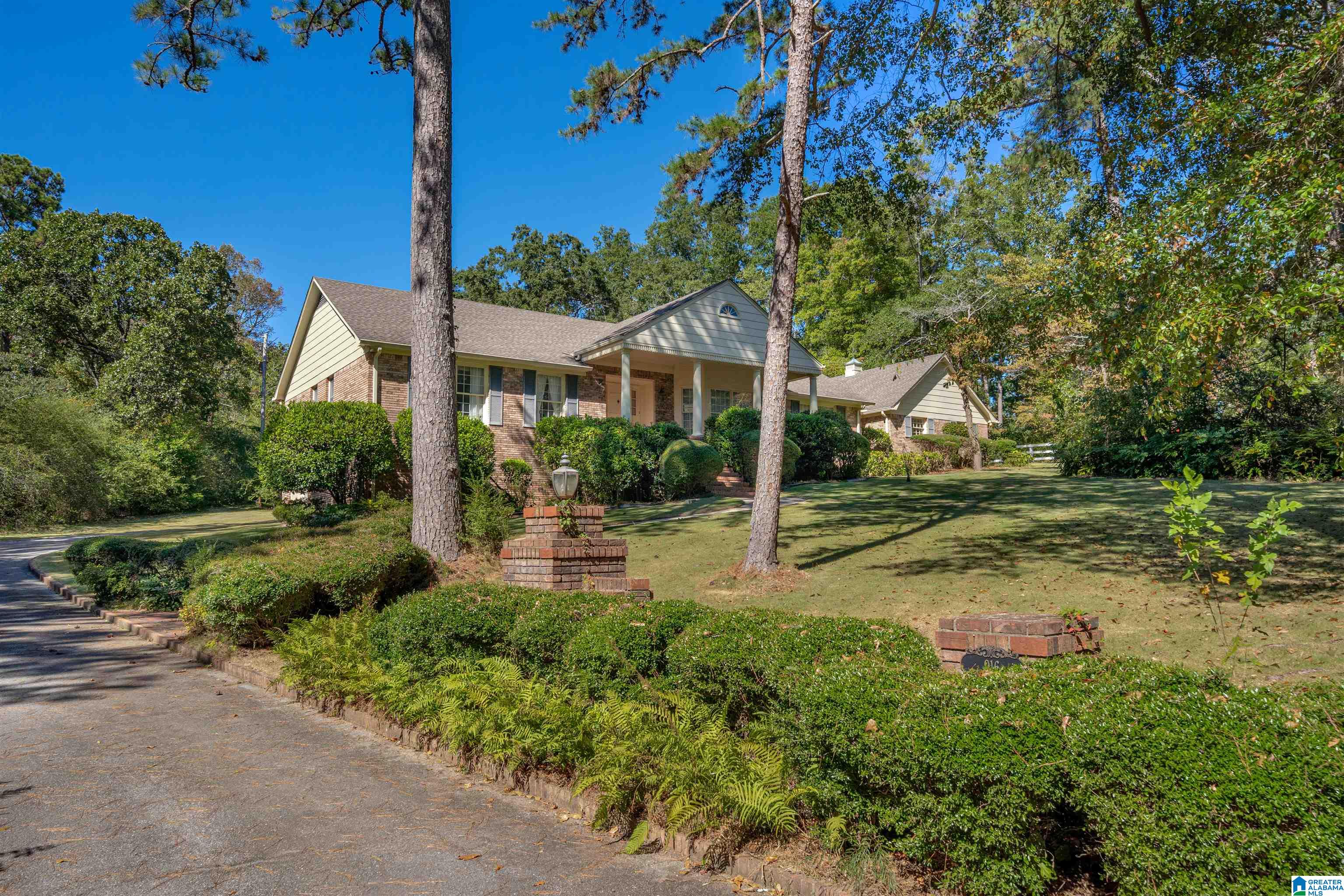 916 Hitching Post Lane Birmingham, AL 35210 - Photo 7 of 50