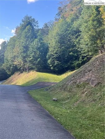 $229,000 | 172 Hump View Trail, Banner Elk, NC 28604
