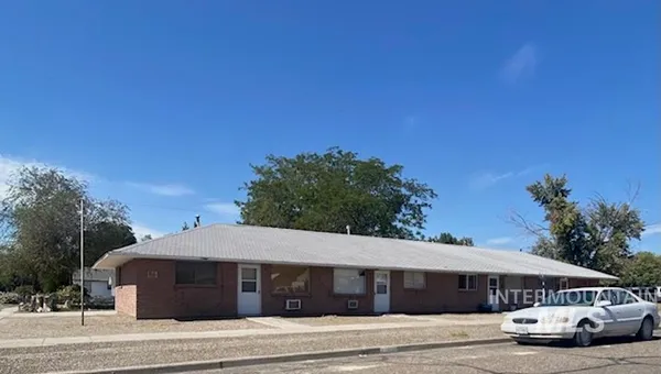 $749,900 | 411 Northwest 1st Street, Ontario, OR 97914