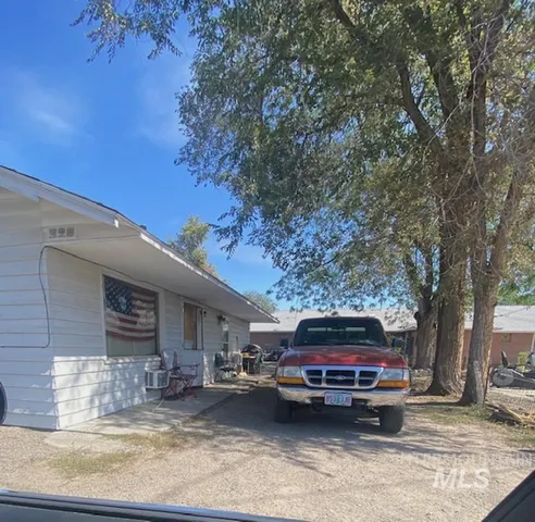 $779,000 | 411 Northwest 1st Street, Ontario, OR 97914