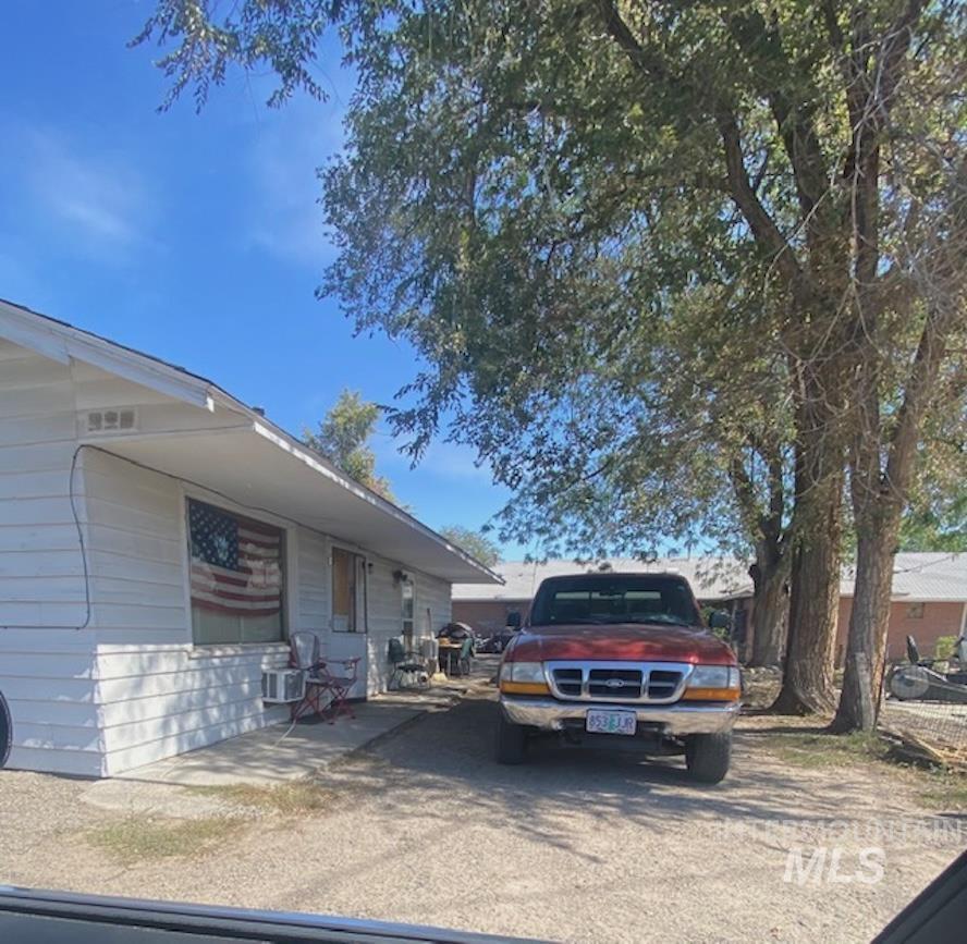 411 Northwest 1st Street Ontario, OR 97914 - Photo 3 of 3