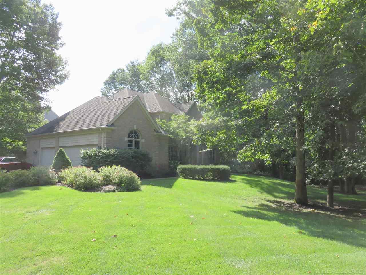 60680 Balmoral Way Rochester, MI 48306 - Photo 4 of 29