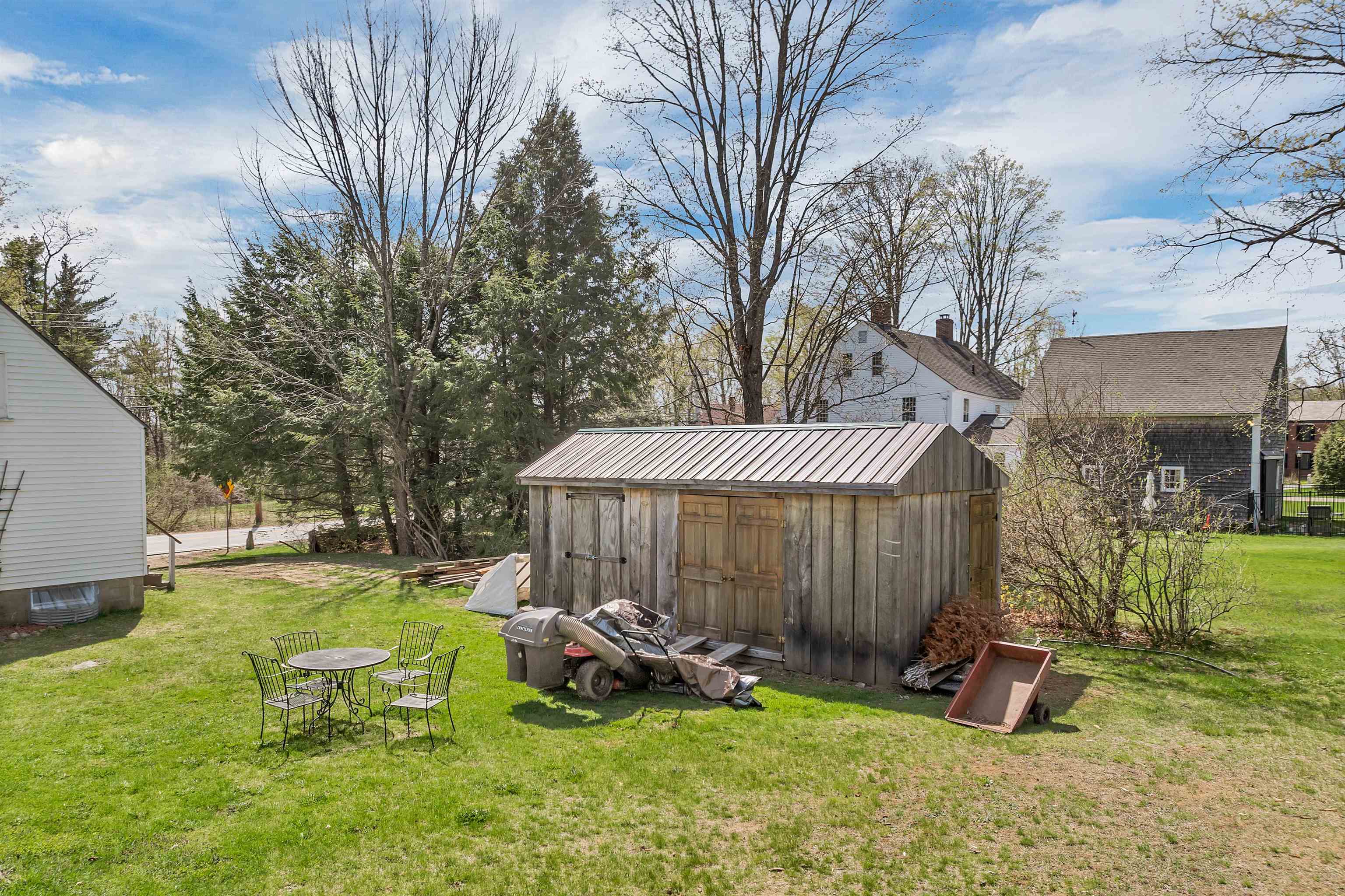 541 Province Road Gilmanton, NH 03237 - Photo 8 of 48