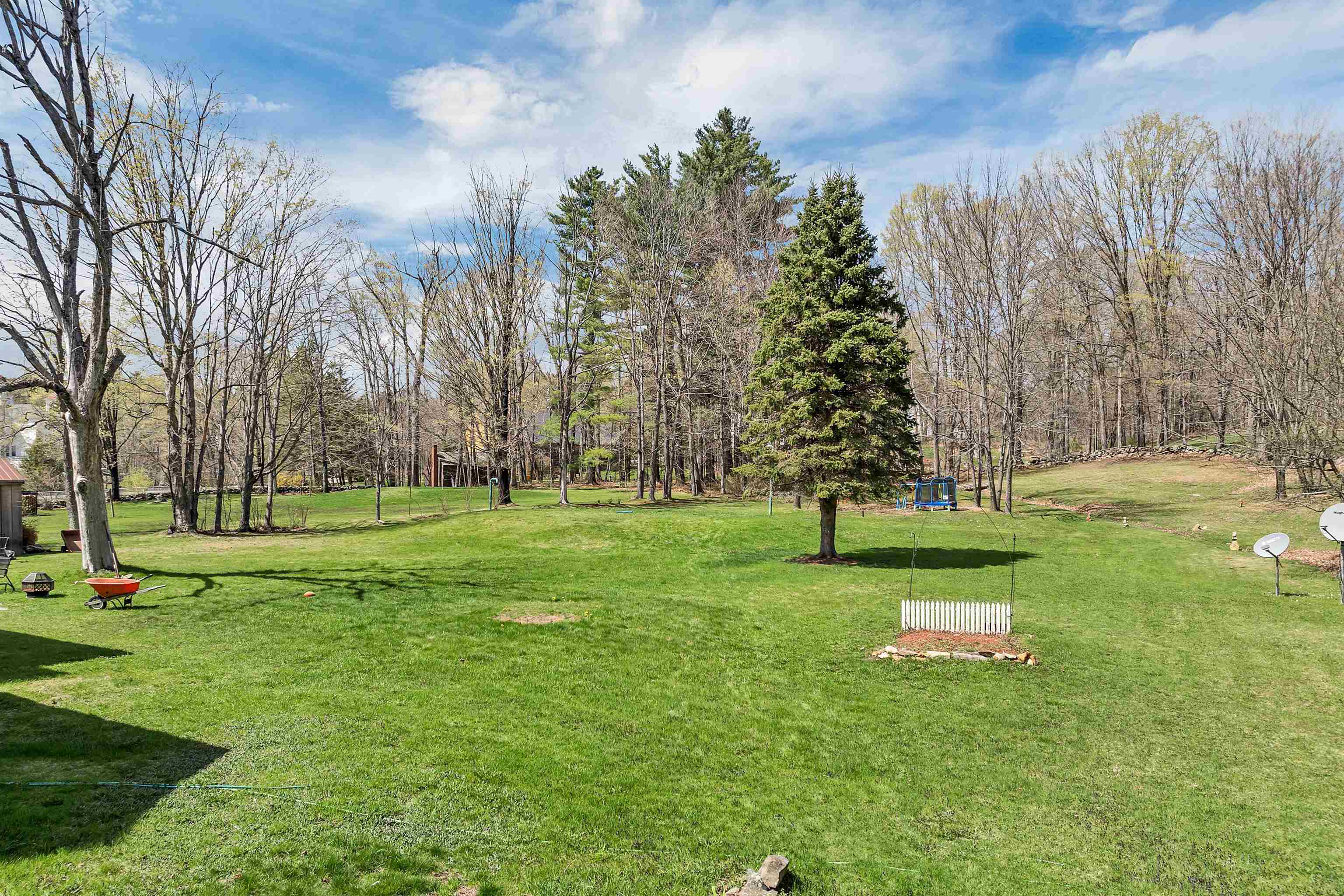 541 Province Road Gilmanton, NH 03237 - Photo 9 of 48