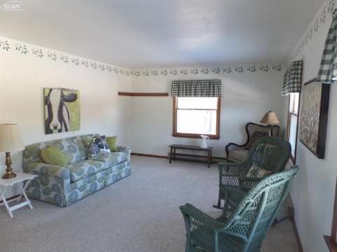 8164 Buckell Lake Road Holly, MI 48442 - Photo 10 of 36 20457116-9.JPG