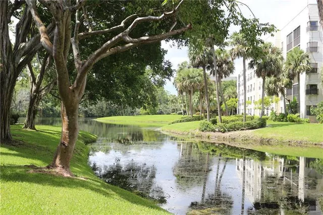 $295,000 | 4106 Carambola Circle South, Unit 2107, Coconut Creek, FL 33066