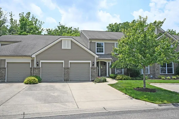 $233,500 | 5884 Stonebridge Cir Way, Unit 101, Milford, OH 45150