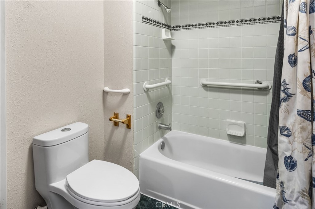 869 Redlands Court Merced, CA 95348 - Photo 21 of 35