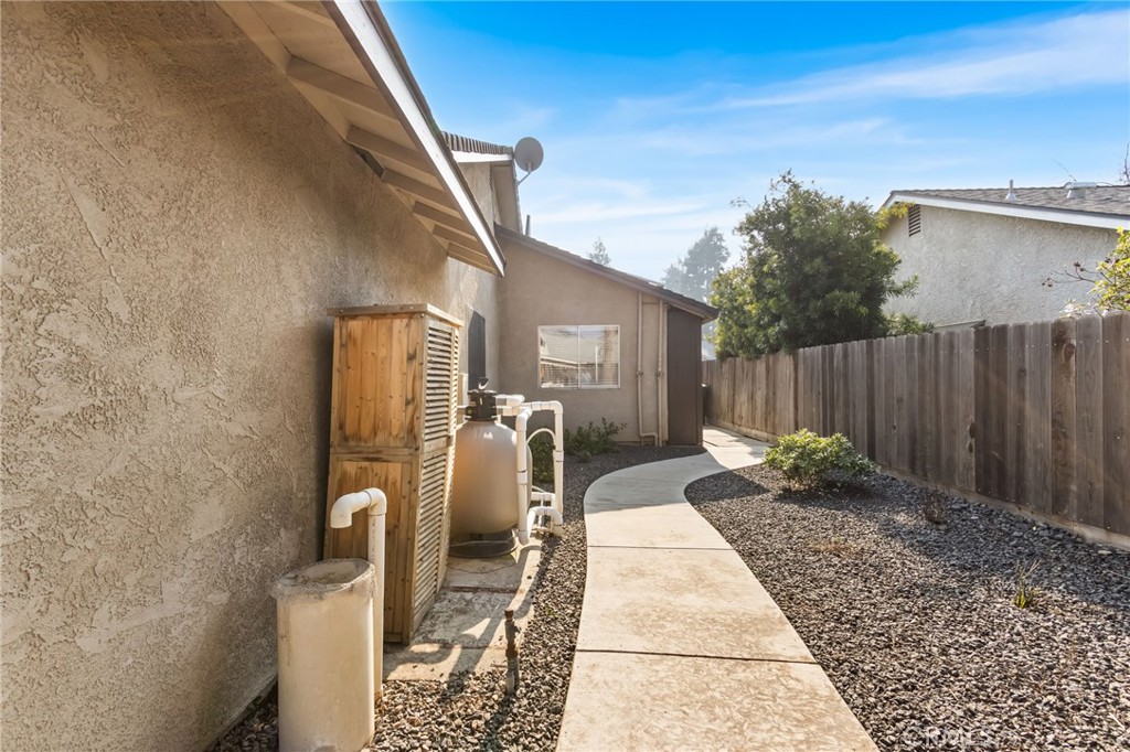 869 Redlands Court Merced, CA 95348 - Photo 31 of 35