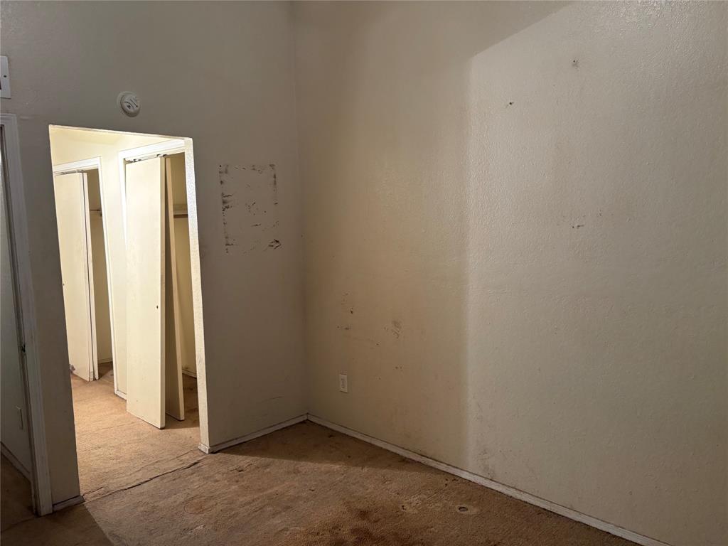 10339 Limestone Drive Dallas, TX 75217 - Photo 4 of 8 a view of an empty room