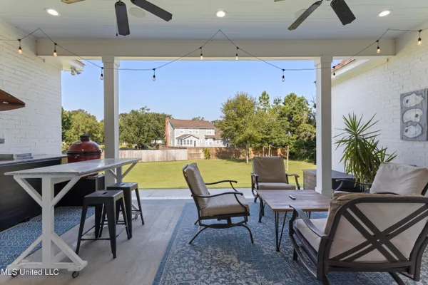 $949,900 | 407 Goose Pointe Boulevard, Biloxi, MS 39531