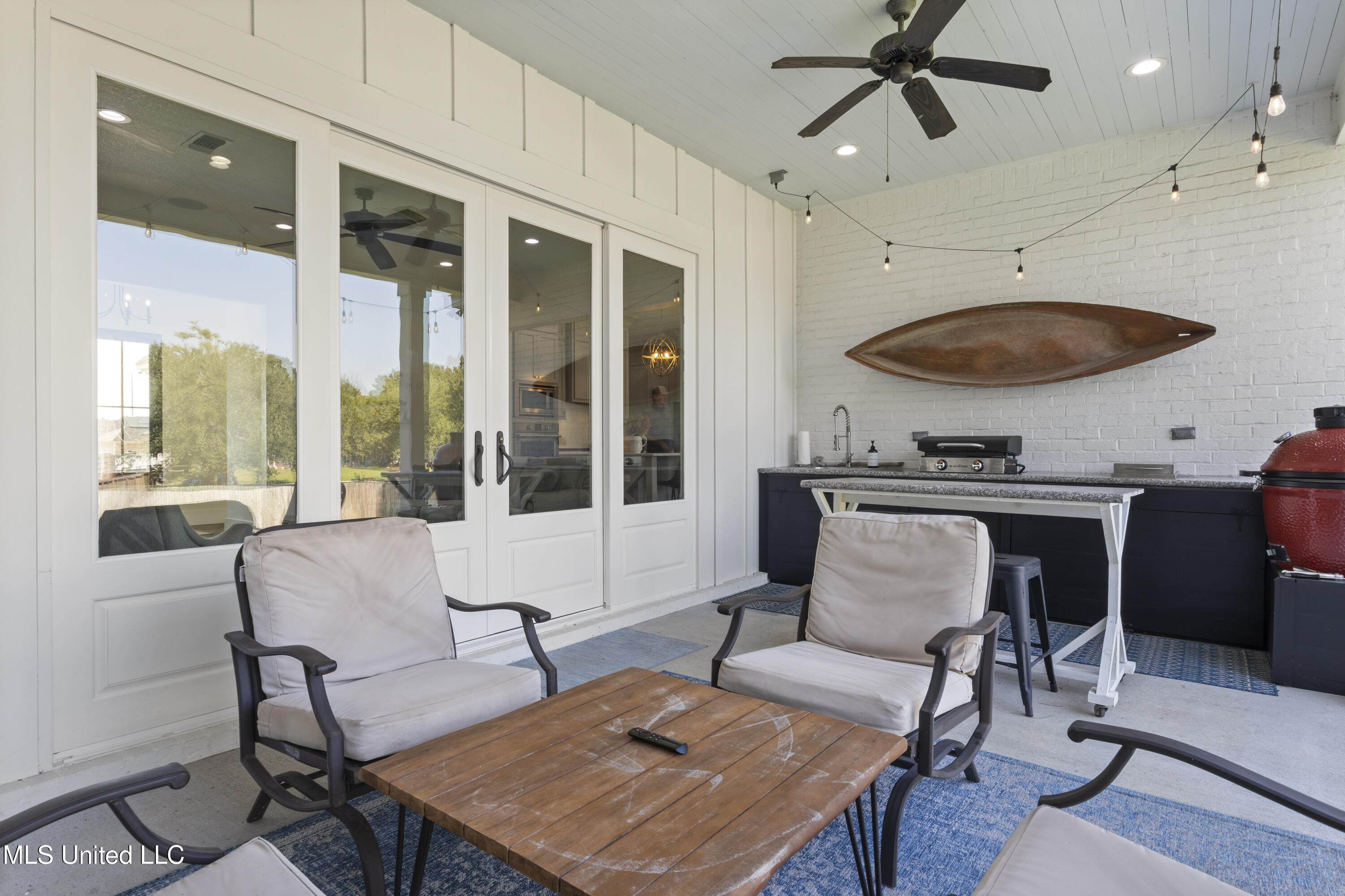 407 Goose Pointe Boulevard Biloxi, MS 39531 - Photo 51 of 69 0052