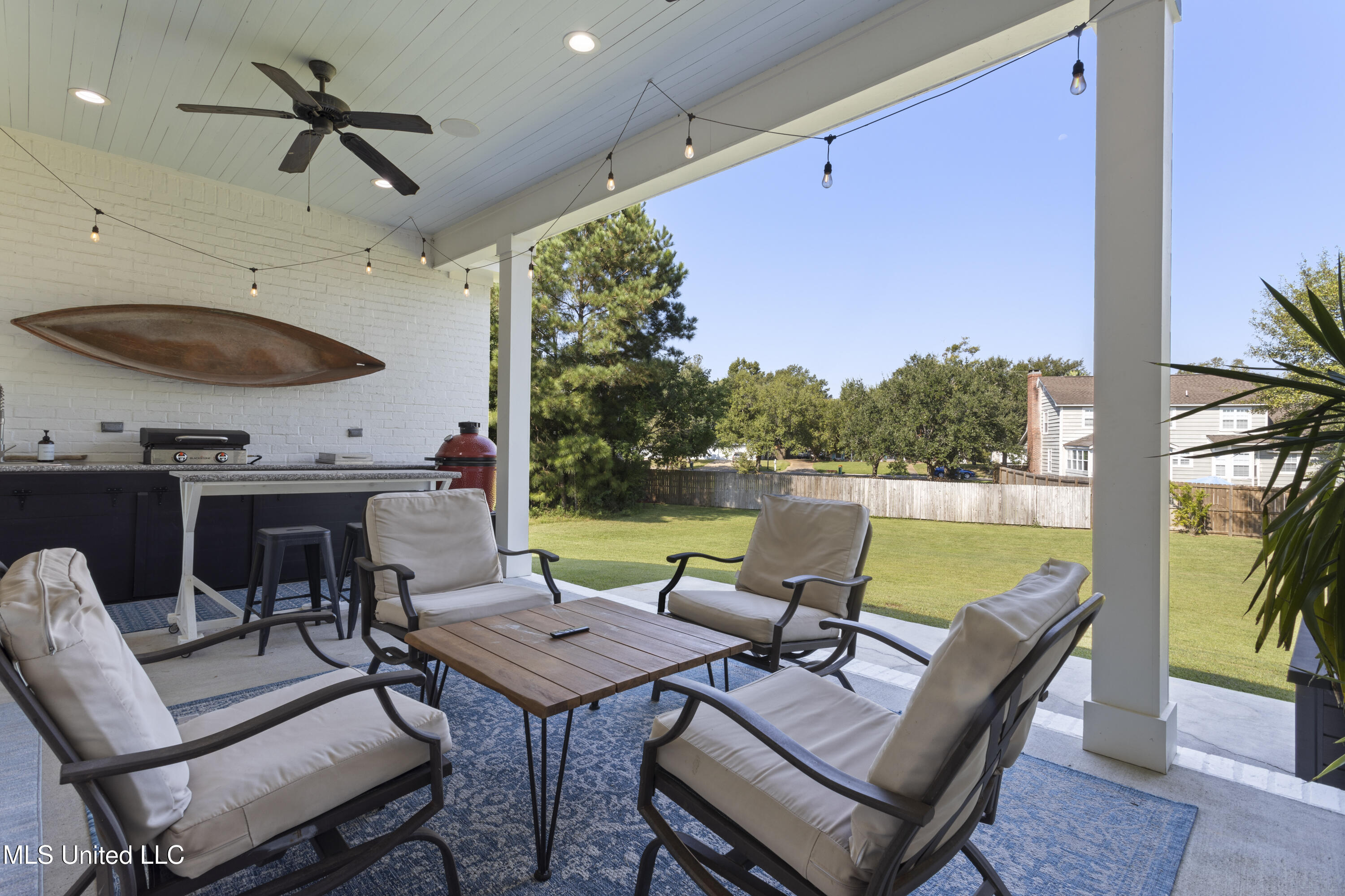 407 Goose Pointe Boulevard Biloxi, MS 39531 - Photo 53 of 69 0054