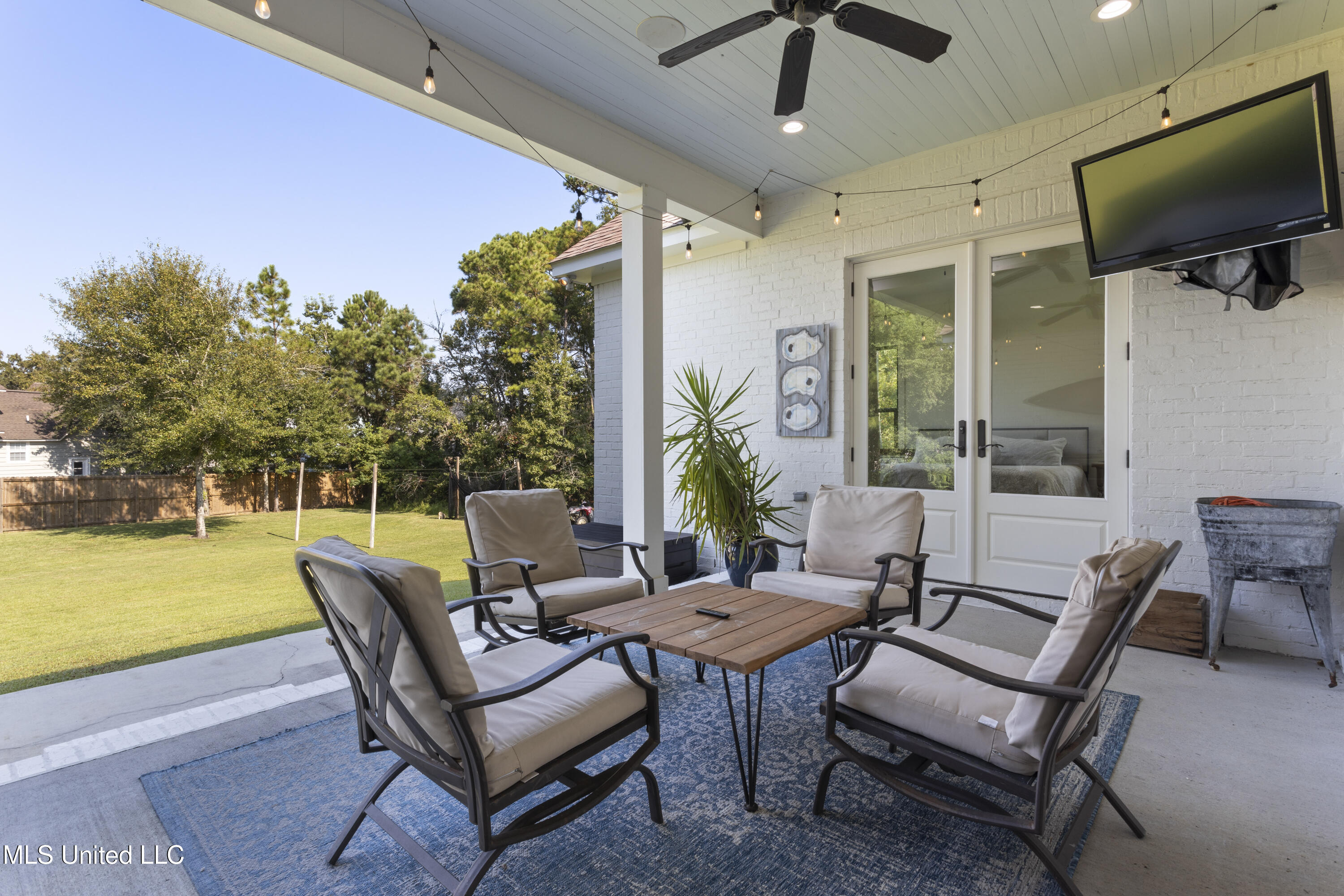 407 Goose Pointe Boulevard Biloxi, MS 39531 - Photo 55 of 69 0056