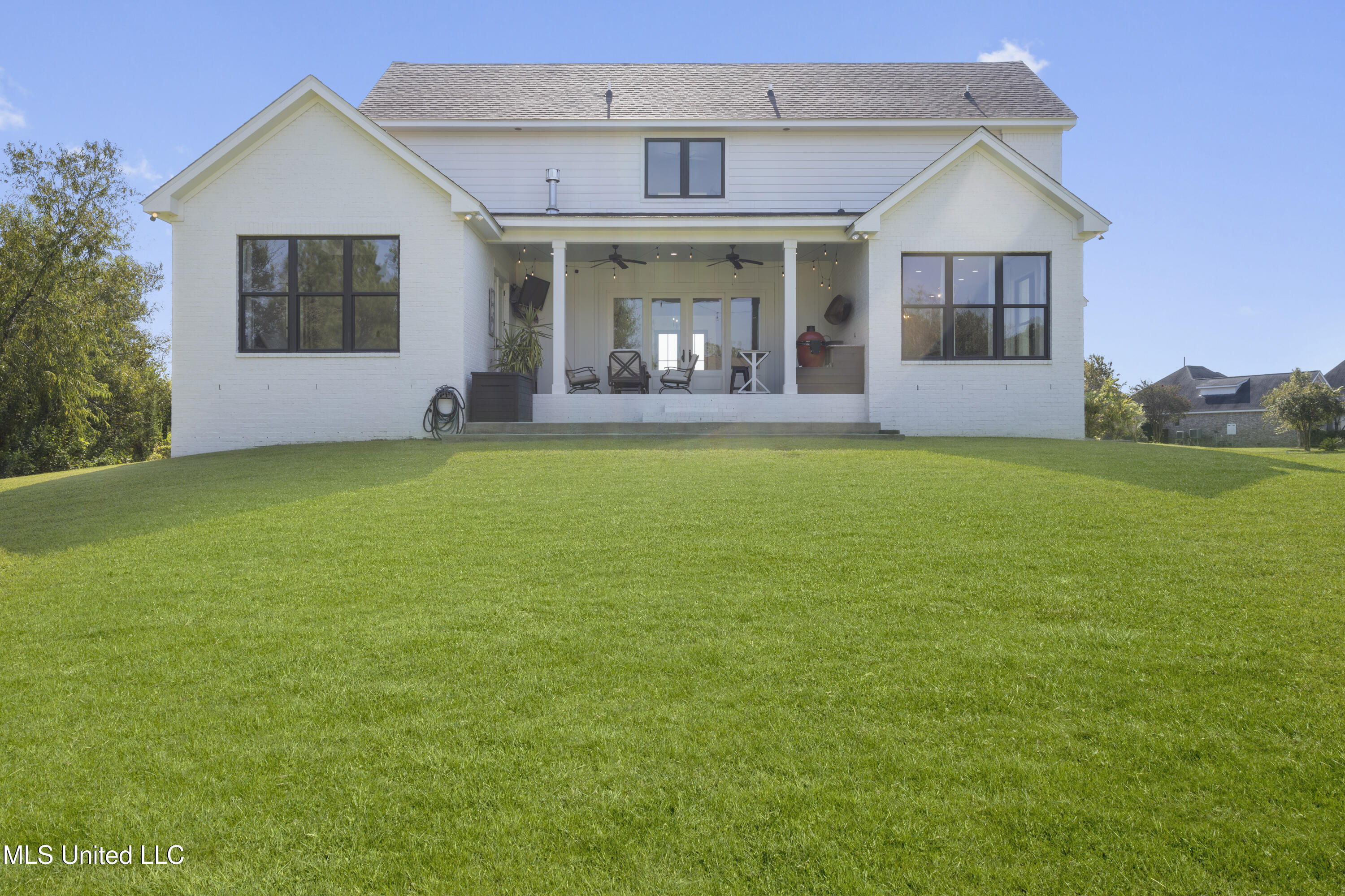 407 Goose Pointe Boulevard Biloxi, MS 39531 - Photo 56 of 69 0057