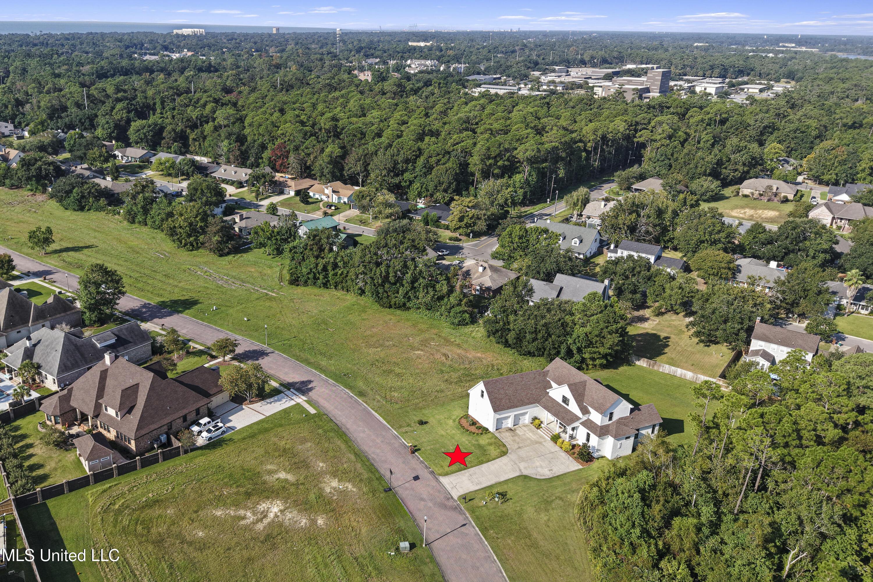 407 Goose Pointe Boulevard Biloxi, MS 39531 - Photo 67 of 69 0068