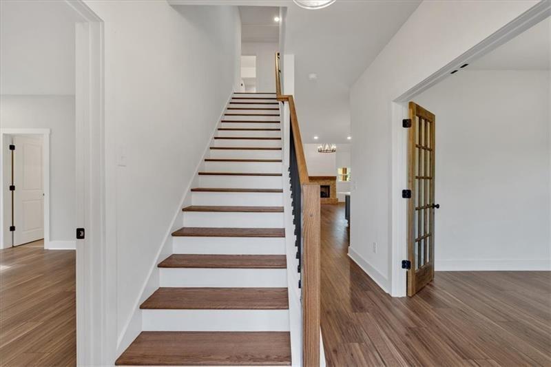 133 Old Alabama Road Southeast Emerson, GA 30137 - Photo 5 of 44 a view of a hallway with wooden floor and entryway