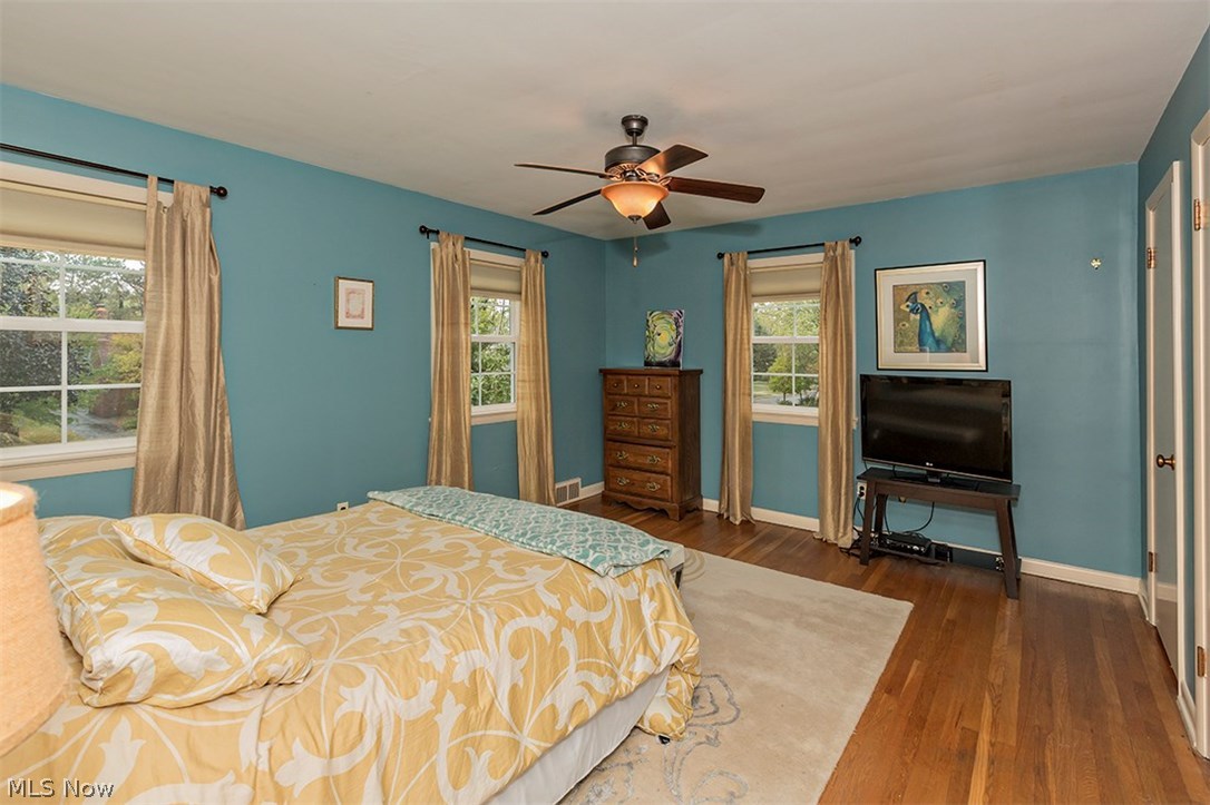 2491 Eaton Road Cleveland, OH 44118 - Photo 19 of 35 Gallery Image 19