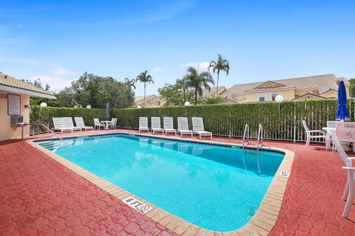17251 Boca Club Boulevard, Unit 1 Boca Raton, FL 33487 - Photo 29 of 31 St Tropez Pool