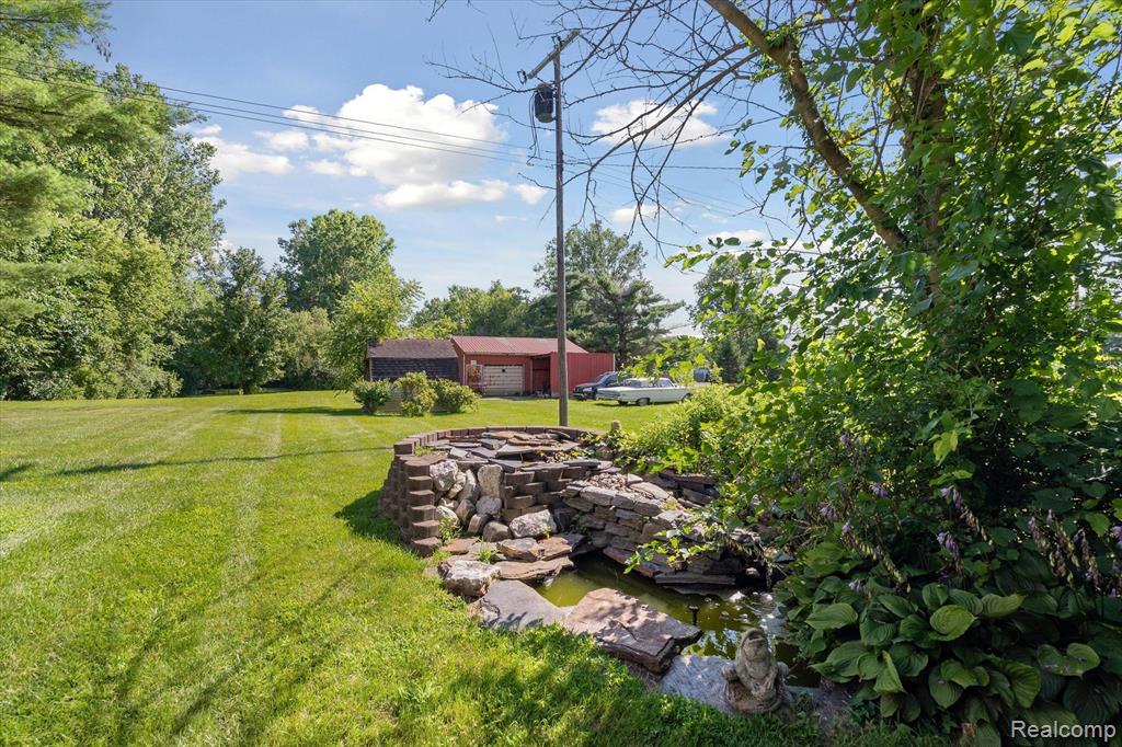 29043 Grix Road New Boston, MI 48164 - Photo 37 of 41