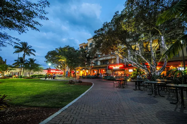 $11,000 | 250 South Ocean Boulevard, Unit 258, Delray Beach, FL 33483