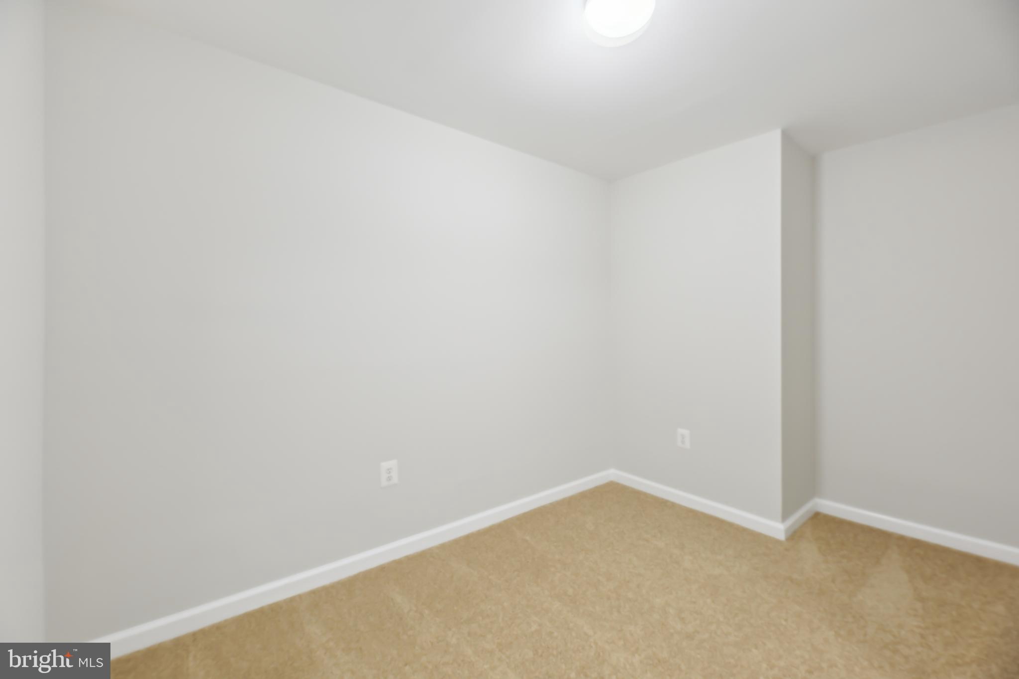 19610 Club Lake Road Gaithersburg, MD 20886 - Photo 16 of 30 Gallery Image 16