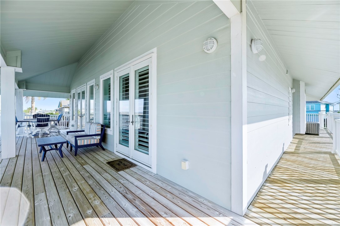 70 Copano Ridge Road Rockport, TX 78382 - Photo 24 of 40