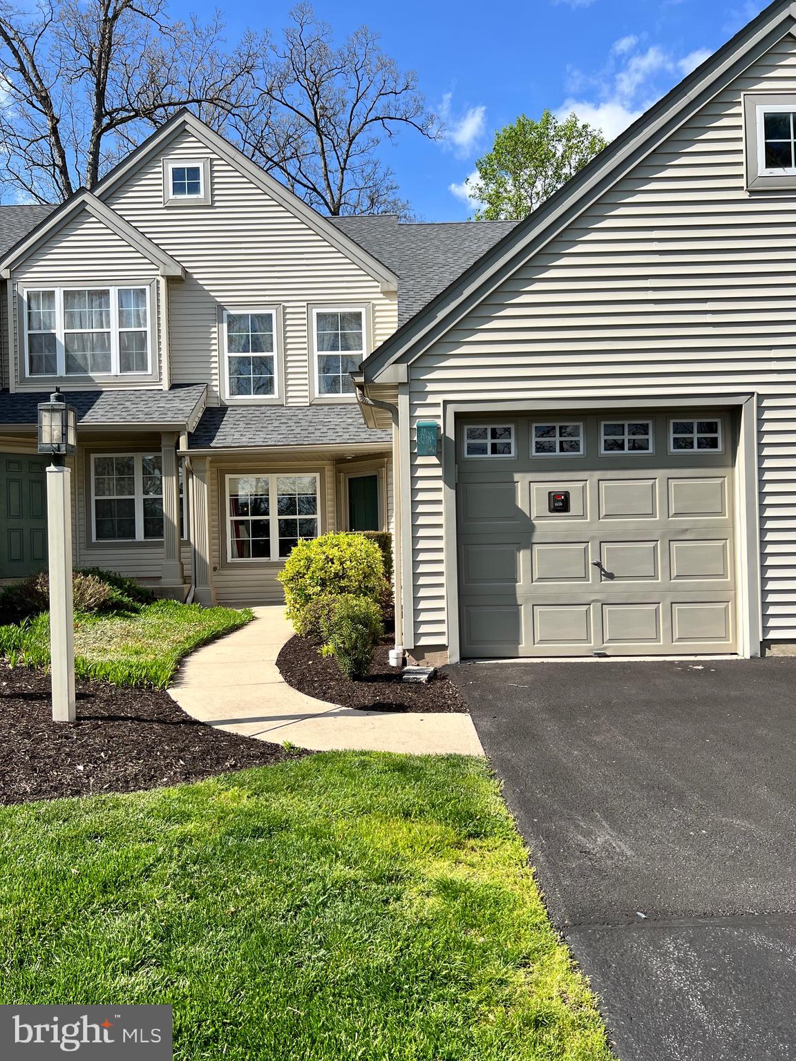 90 Hawk Valley Lane Denver, PA 17517 - Photo 2 of 52 Gallery Image 2