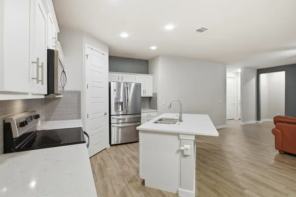 $420,000 | 511 Taylor Drive, Marble Falls, TX 78657