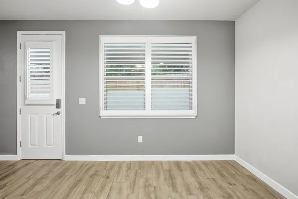 $420,000 | 511 Taylor Drive, Marble Falls, TX 78657