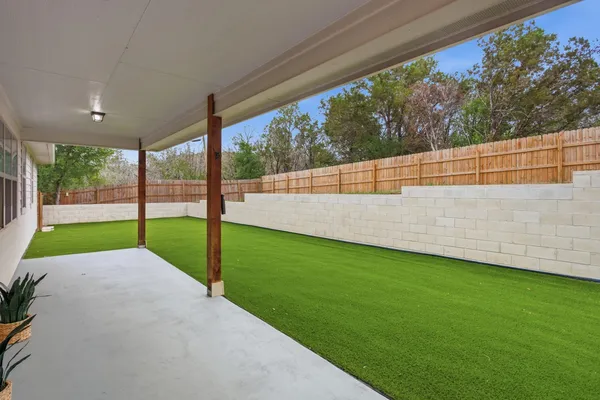 $420,000 | 511 Taylor Drive, Marble Falls, TX 78657