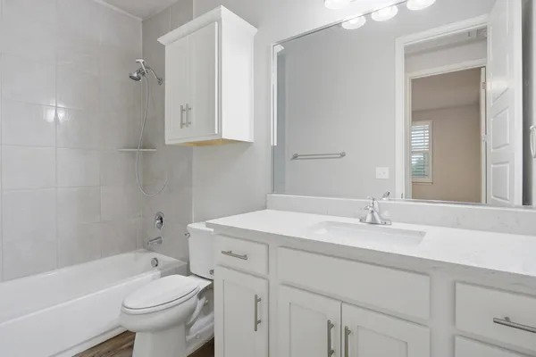 $420,000 | 511 Taylor Drive, Marble Falls, TX 78657